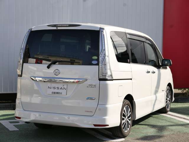 セレナ2.0 ハイウェイスター Vセレクション+Safety II S-HYBRID