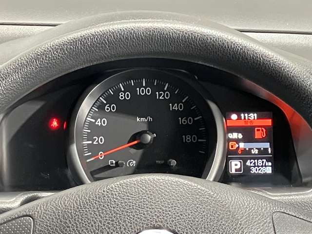 NV200バネットバン1.6 VX