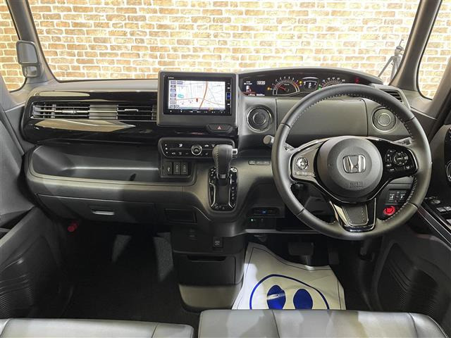 N-BOXカスタムL ターボ 4WD