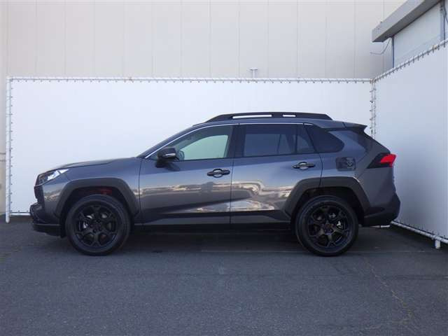 RAV42.0 アドベンチャー オフロードパッケージ 4WD