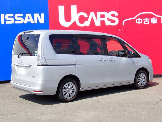セレナ2.0 20X S-HYBRID