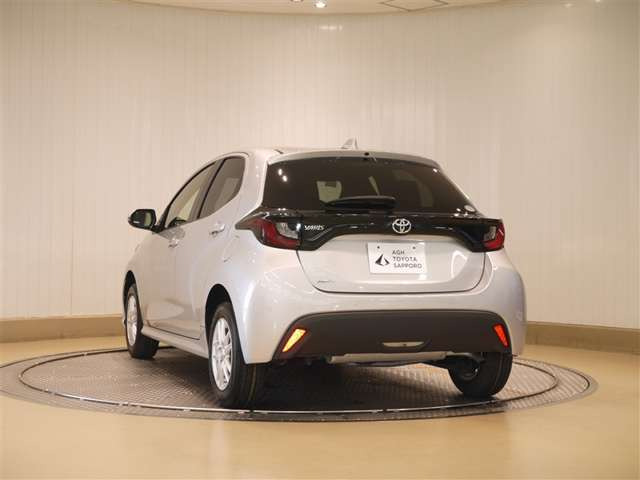 ヤリス1.5 X 4WD