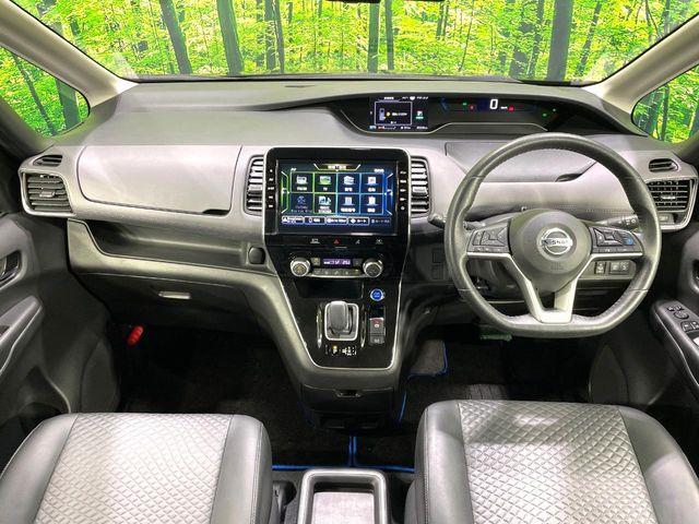 セレナ1.2 e-POWER ハイウェイスターV