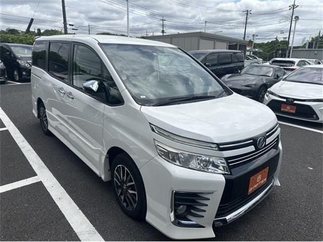 ヴォクシー2.0 ZS 煌