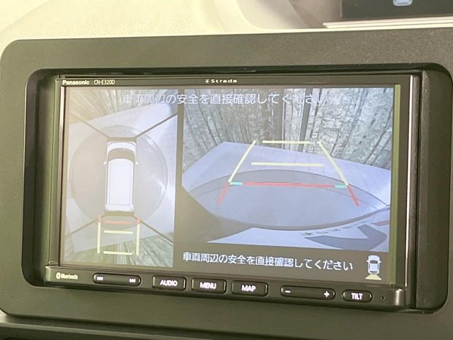 �y�p�m���}���j�^�[�z��p�̃J�����ɂ��A�ォ�猩���낵���悤�Ȏ��_��360�x�N���}�̎��͂��m�F���邱�Ƃ��ł��܂������p�������m�F���₷���A�����ꏊ�ł̐؂�Ԃ��⒓�Ԃ��X���[�Y�ɍs���܂��B