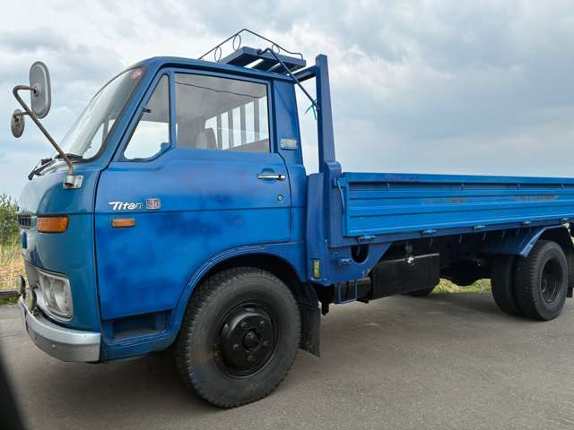 タイタン