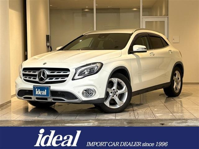 GLAクラスGLA220 4マチック 4WD