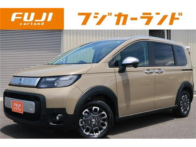 フリード1.5 e:HEV クロスター 4WD