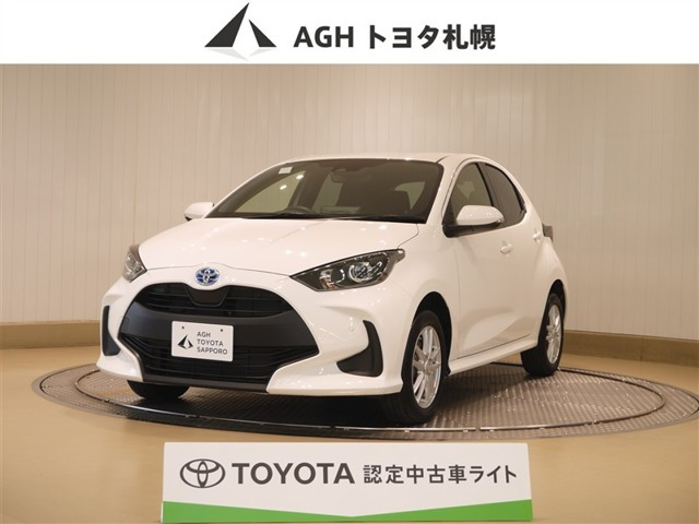ヤリス1.5 ハイブリッド X E-Four 4WD
