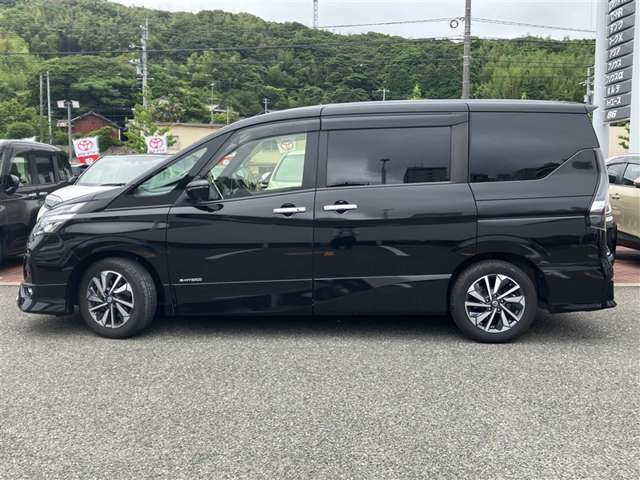 セレナ2.0 ハイウェイスターV