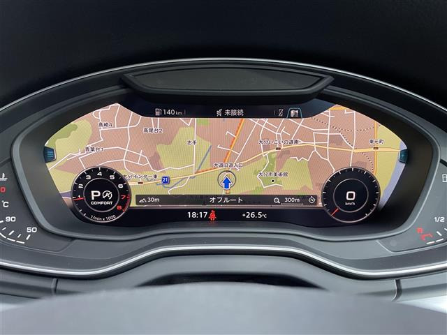 Q545 TFSI クワトロ スポーツ 4WD