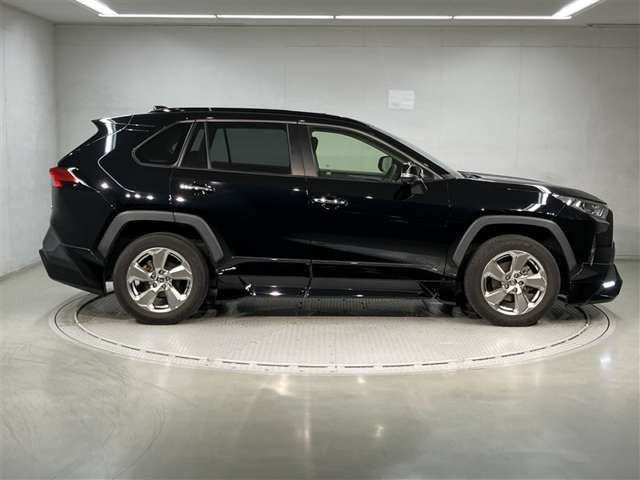 RAV42.5 ハイブリッド G E-Four 4WD