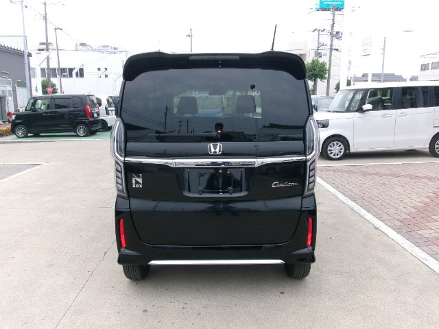 N-BOXカスタムL 4WD
