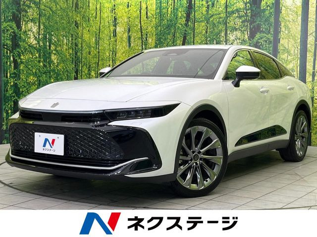 クラウンクロスオーバー2.5 G アドバンスト レザー パッケージ E-Four 4WD