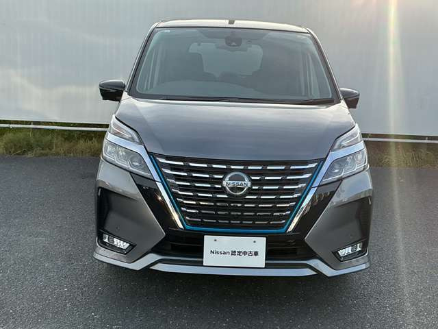 セレナ1.2 e-POWER ハイウェイスターV
