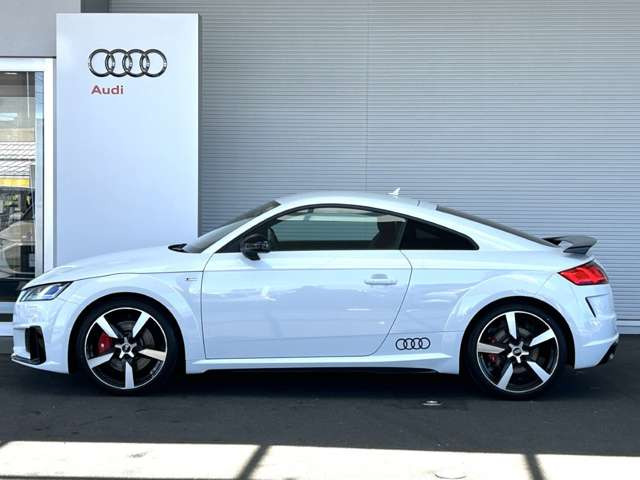 TTクーペ45 TFSI クワトロ 4WD