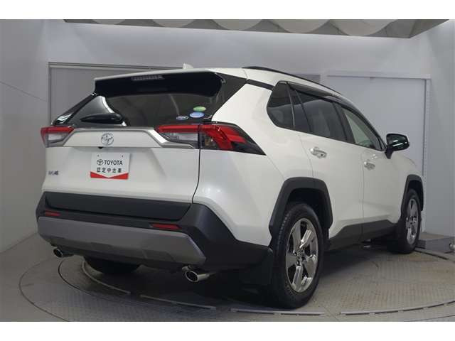 RAV4