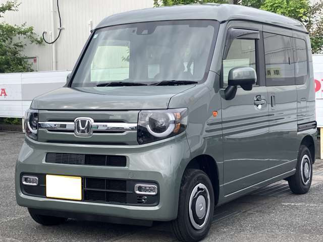 N-VANファン ターボ 4WD