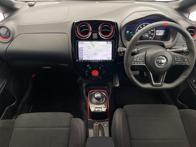 ノート1.2 e-POWER NISMO S ブラック リミテッド