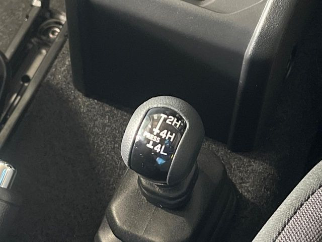 ジムニーノマド1.5 FC 4WD