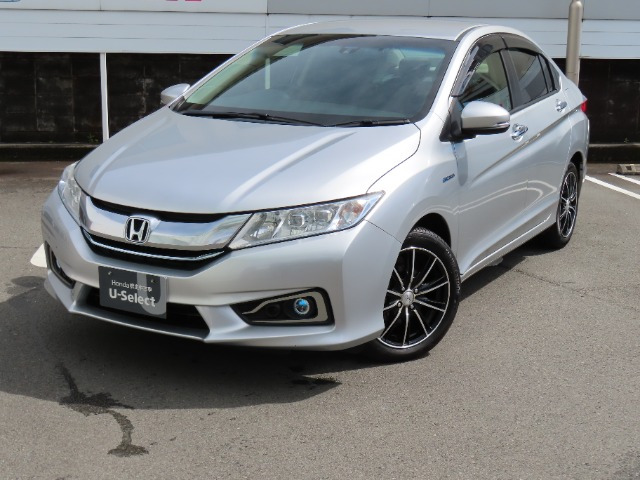 グレイス1.5 ハイブリッド LX