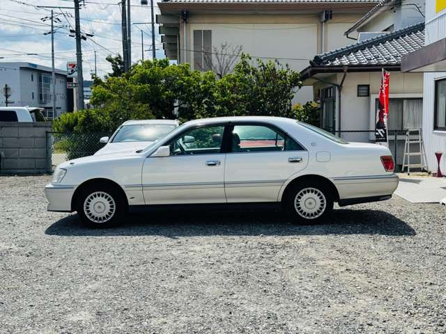 クラウン2.5 ロイヤルエクストラ Four 4WD