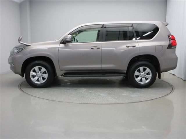ランドクルーザープラド2.8 TX ディーゼル 4WD