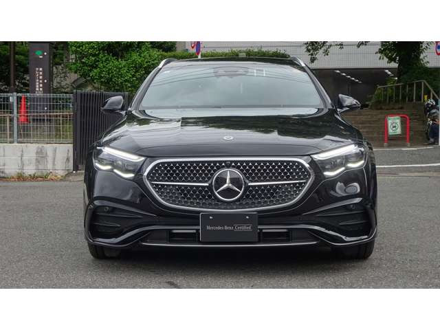 EクラスE220d AMGラインパッケージ (ISG)