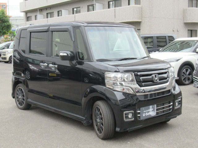 N-BOXカスタムG ターボ SSパッケージ ブラックスタイル 4WD