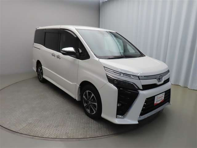 ヴォクシー2.0 ZS 煌III 4WD