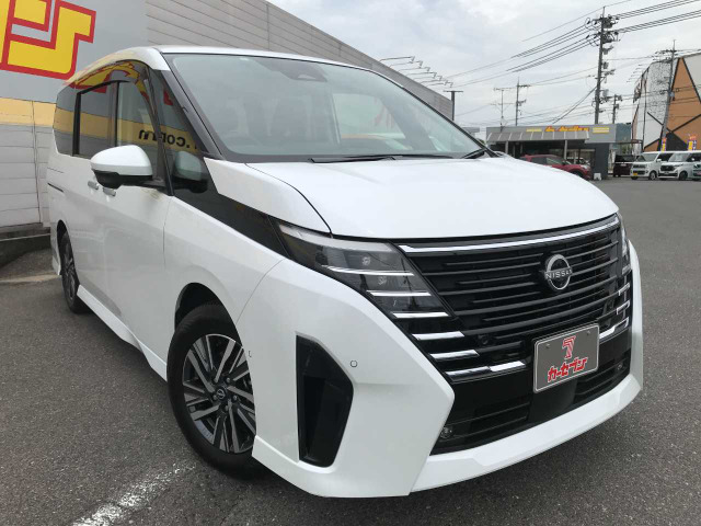 セレナ1.4 e-POWER ハイウェイスターV