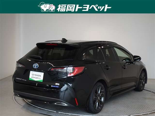 カローラツーリング1.8 ハイブリッド W×B