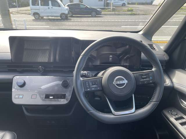 セレナ1.4 e-POWER AUTECH