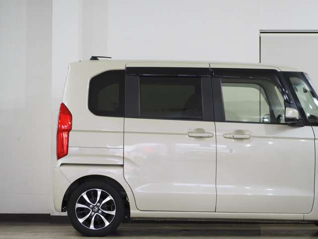 軽マートの車は全車安心の保証付!!自信があるのでできるんです♪整備工場、板金工場、完備♪