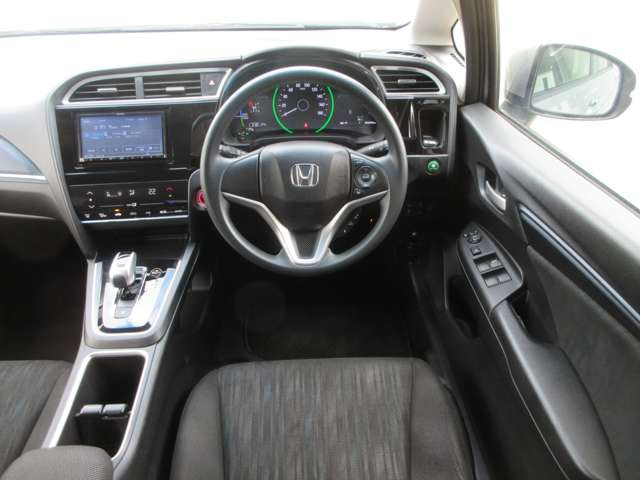 �y�L�x�ȑI�����z�I���b�N�XU-CAR�Ȃ��]�̂��x�������@�Œ��ÎԑI�т��\�ł��B���[���ł̍w���͂������̂��ƁA���X���z�ŏ��钆�Ã��[�X����舵���Ă���܂��B
