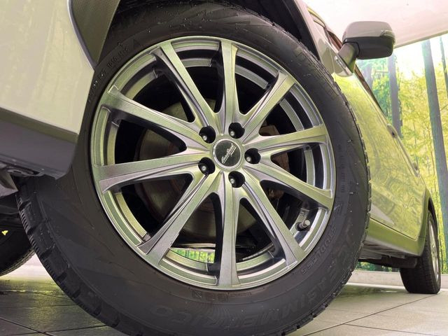 �y17�C���`�A���~�z�C�[���z�O�ςɃ}�b�`�����A���~�z�C�[���𑕒����Ă���܂��B�e��A���~�z�C�[����A�X�^�b�h���X�^�C�����戵�����Ă���܂��B���񂲑��k����������