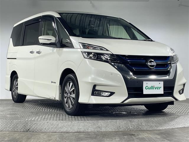 セレナ1.2 e-POWER ハイウェイスターV