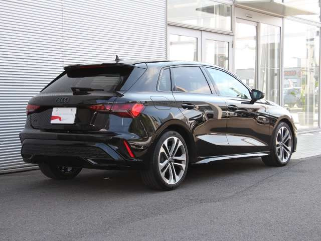 A3スポーツバック30 TFSI Sライン