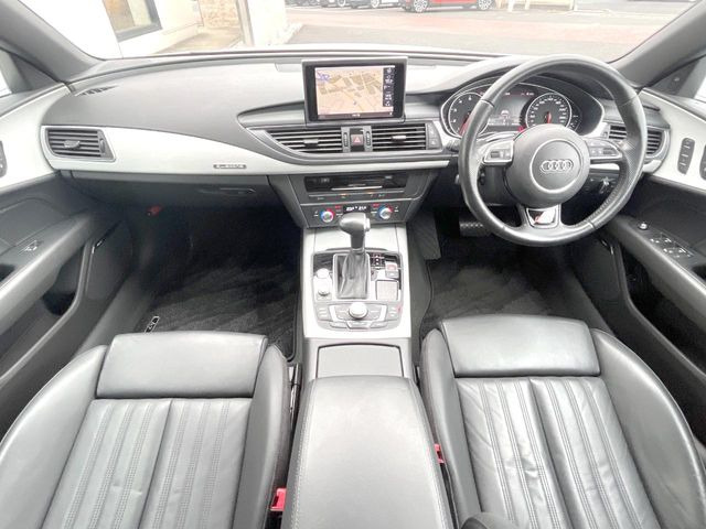A7スポーツバック3.0 TFSI クワトロ 4WD