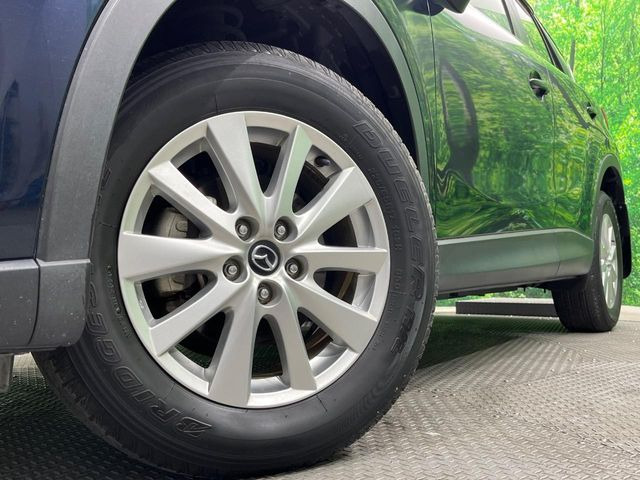 �y����17�C���`�A���~�z�C�[���z�O�ςɃ}�b�`���������A���~�z�C�[���𑕒����Ă���܂��B�e��ЊO�A���~�z�C�[����A�X�^�b�h���X�^�C�����戵�����Ă���܂��B���񂲑��k����������