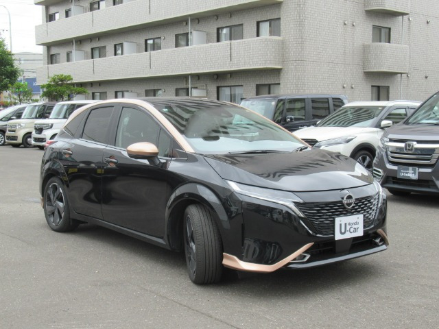 ノートオーラ1.2 G FOUR 4WD