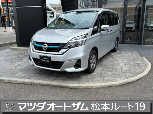 セレナ1.2 e-POWER XV