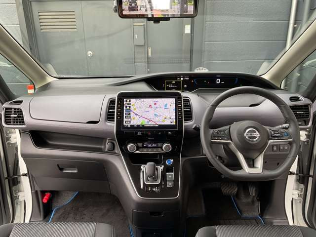 セレナ1.2 e-POWER ハイウェイスターV