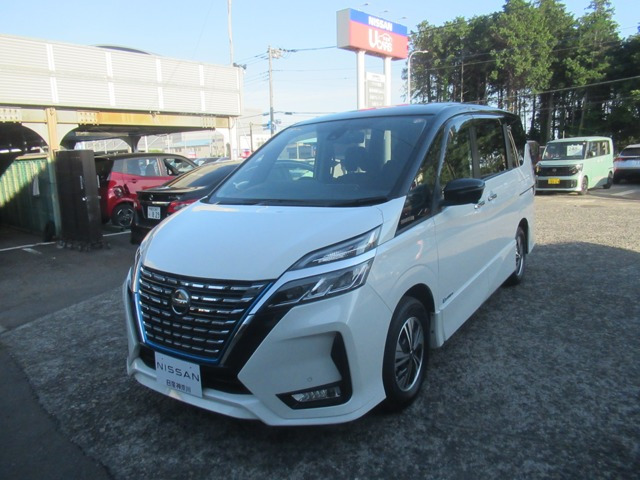 セレナ1.2 e-POWER ハイウェイスターV