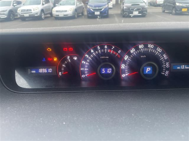 ヴォクシー2.0 ZS 煌II 4WD