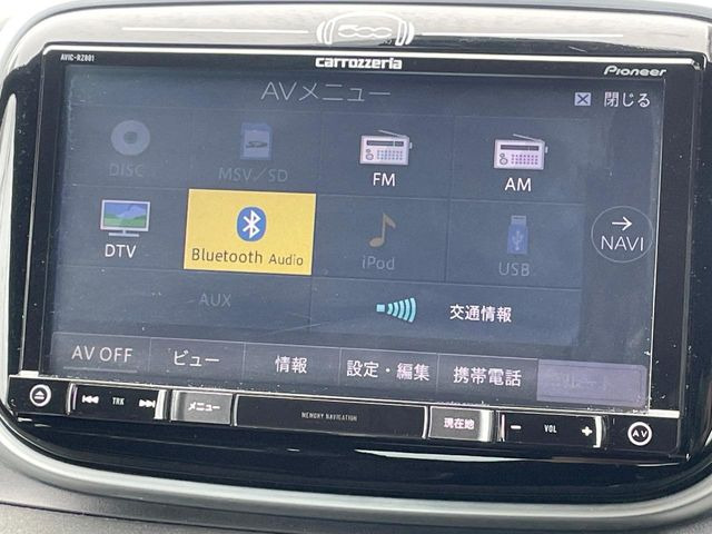 ��Bluetooth:���莝���̃X�}�[�g�t�H���ȂǂƐڑ����A�n���Y�t���[�ʘb��Տꊴ����~���[�W�b�N�Đ������y���݂��������܂��B�����ڑ��ł��̂Ŕς킵��������܂����