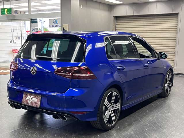 全てのお車が屋内にあるわけでは御座いませんので、来店前に事前連絡をお願い致します。