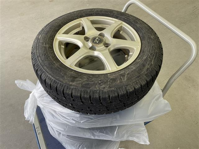 ヤリス1.5 X 4WD