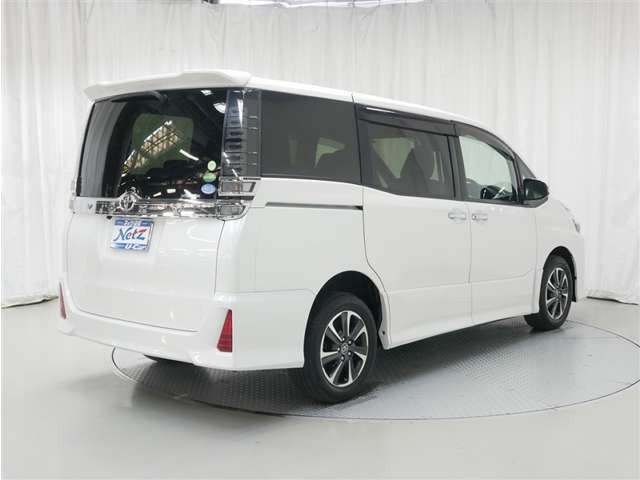 ヴォクシー2.0 ZS 煌 4WD