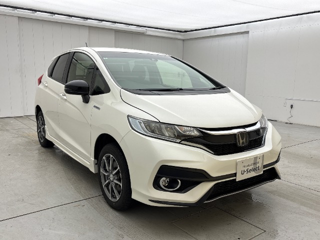フィット1.5 ハイブリッド S ホンダセンシング 4WD